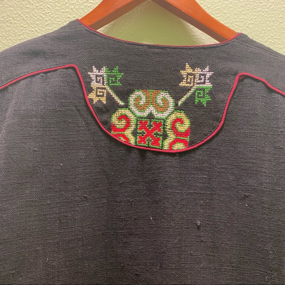 Hand embroidered jacket in 100% cotton - Picture 4 of 6
